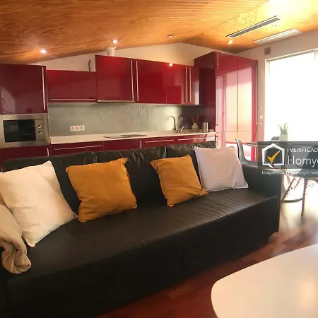 Homyat Prior Isidros, Plaza Mayor Apartment *
