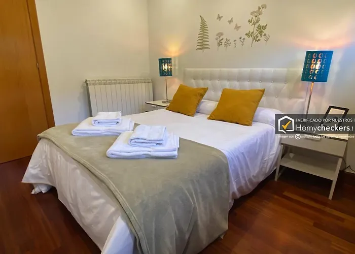 Homyat Prior Isidros, Plaza Mayor