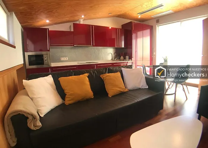 Homyat Prior Isidros, Plaza Mayor Apartment *