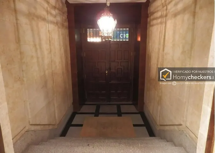 Homyat Prior Isidros, Plaza Mayor Apartment