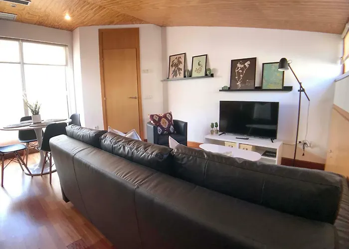 Homyat Prior Isidros, Plaza Mayor * Salamanca